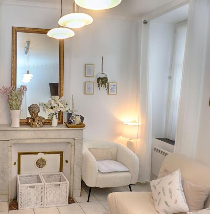 Le Nid Cosy -Au Coeur D'Orleans Lägenhet Exteriör bild